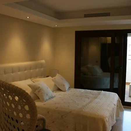 Bahia De La Plata Apartamento Estepona